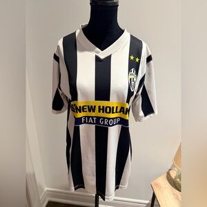Juventus Jersey New Holland Fiat Group #28 Men’s Size Small Short Sleeve
